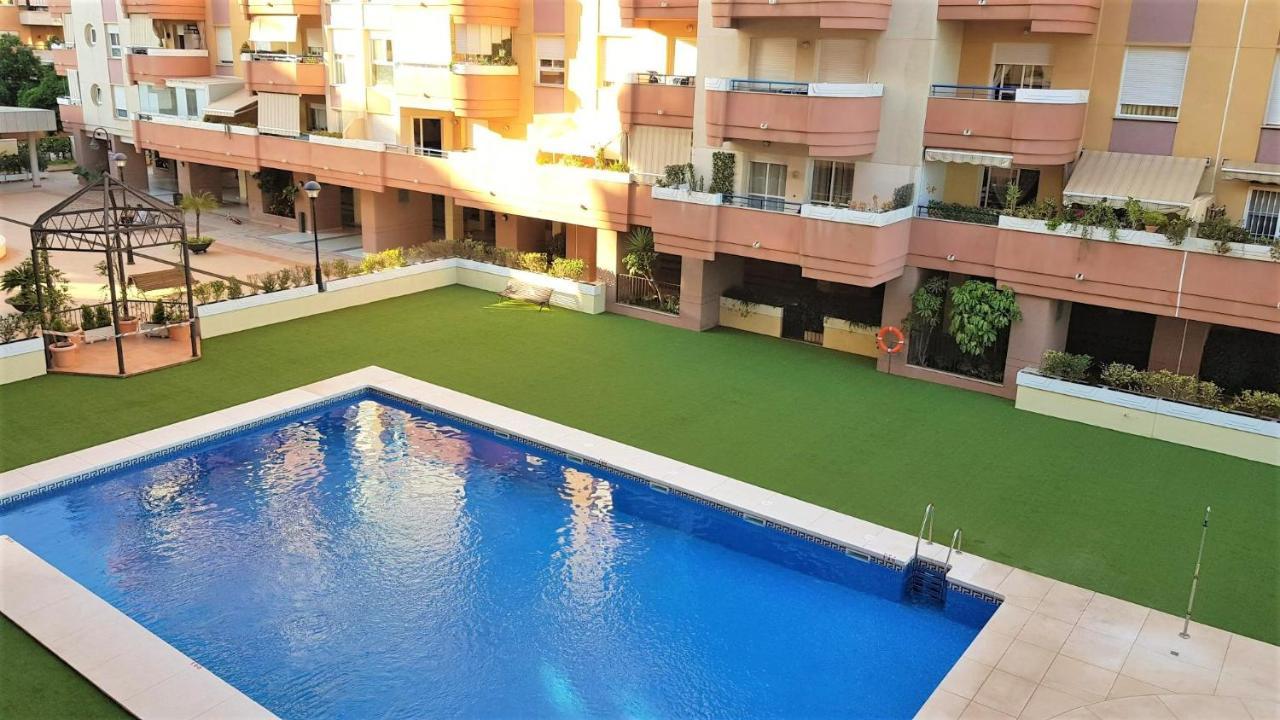 Apartamento Piscis Litoral Малага Экстерьер фото
